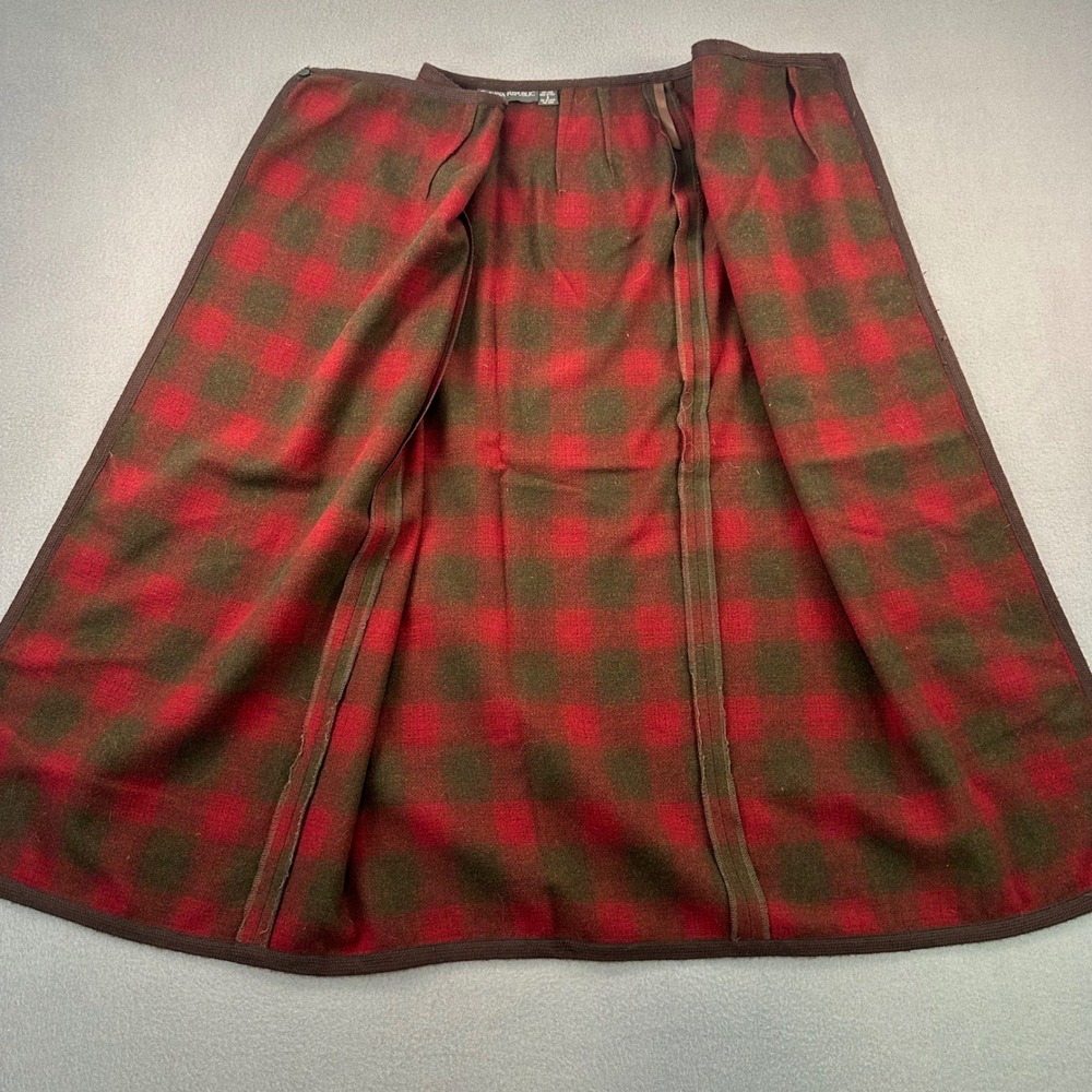 Banana Republic Wool Wrap Skirt Red Green Buffalo Plaid Made in Italy Size 2 - Picture 8 of 12